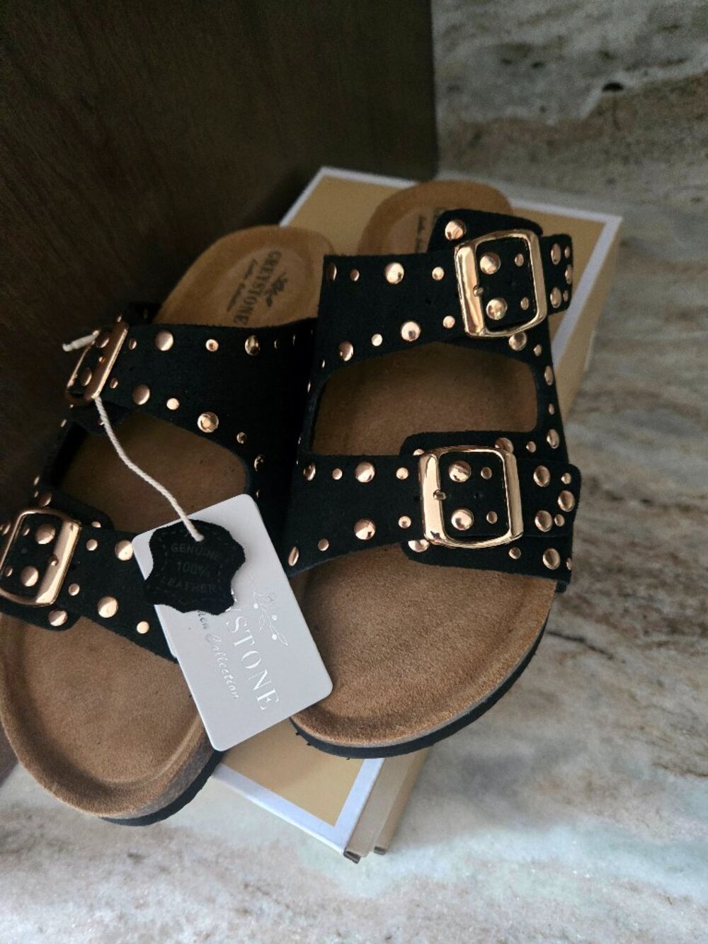 NWT Greystone Leather Collection sandals